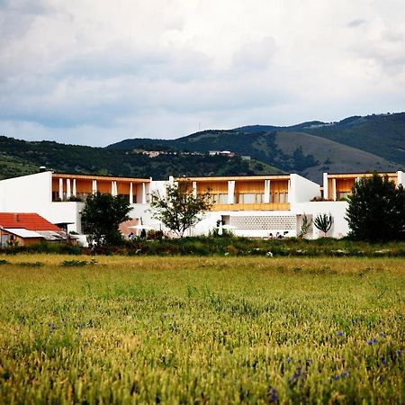 Hotel Gracanica Екстер'єр фото
