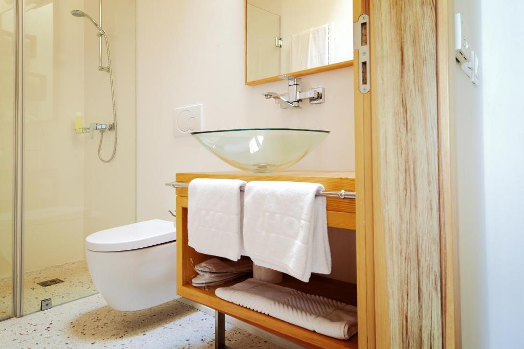 Hotel Gracanica Екстер'єр фото