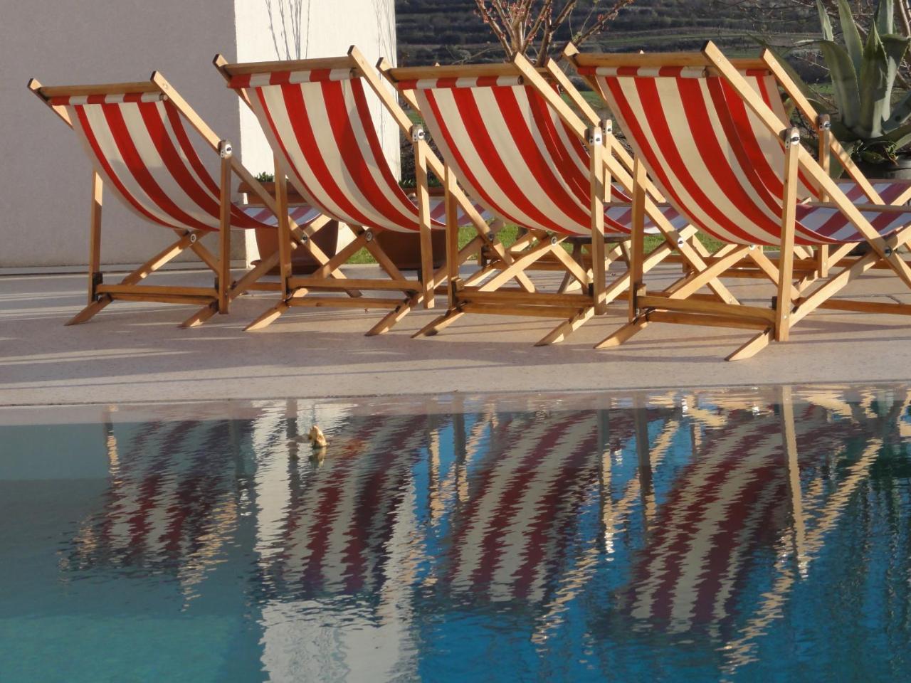 Hotel Gracanica Екстер'єр фото